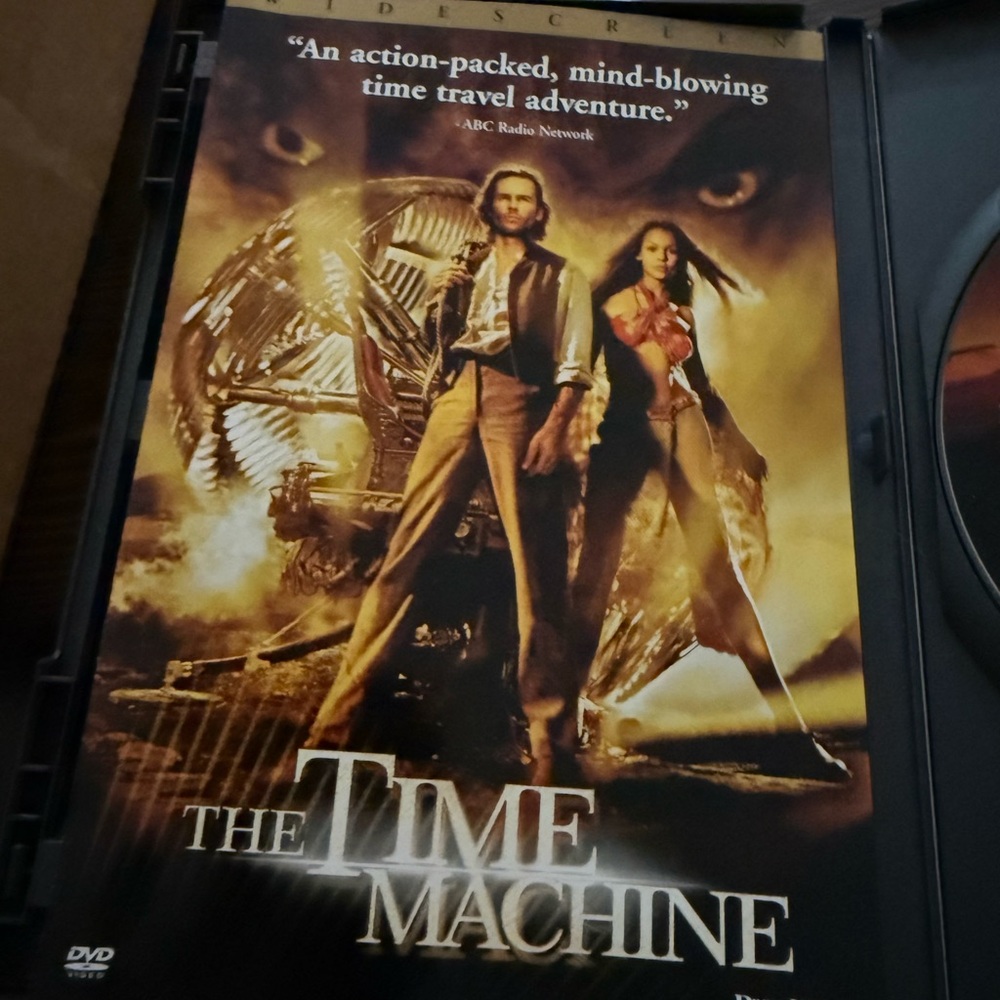The Time Machine DVD - Picture 4 of 5